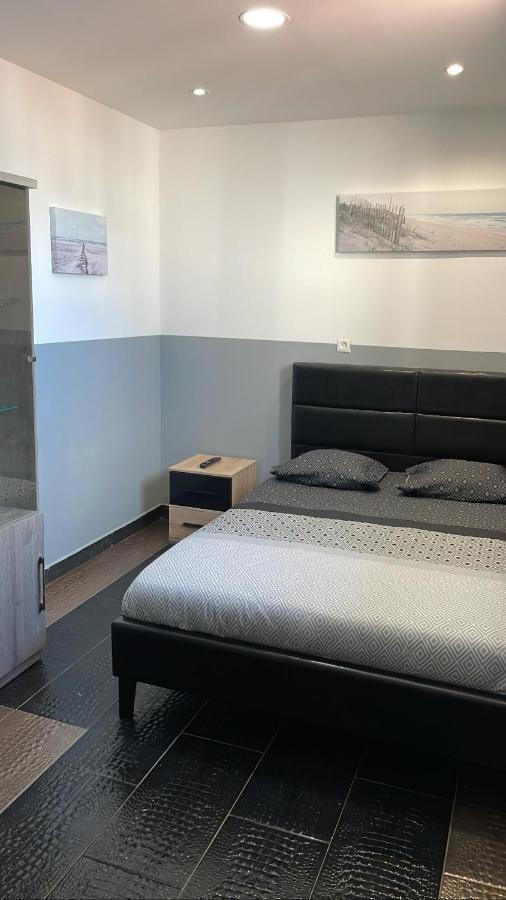 Hotel Nd Five Marseille Ngoại thất bức ảnh